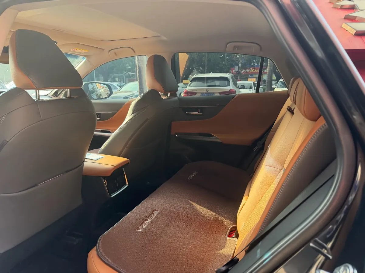 2022 Toyota Venza 2.5L 178HP L4 E-CVT Hybrid,autocango,china used car exporter,china ev exporter,chinese used car exporter,chinese used ev exporter