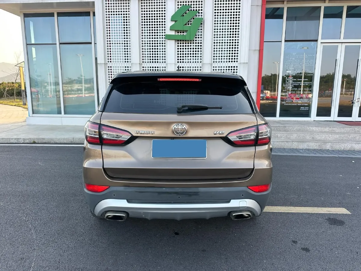 2018 Brilliance Auto V6 1.5T 150HP L4 7DCT,autocango,china used car exporter,china ev exporter,chinese used car exporter,chinese used ev exporter