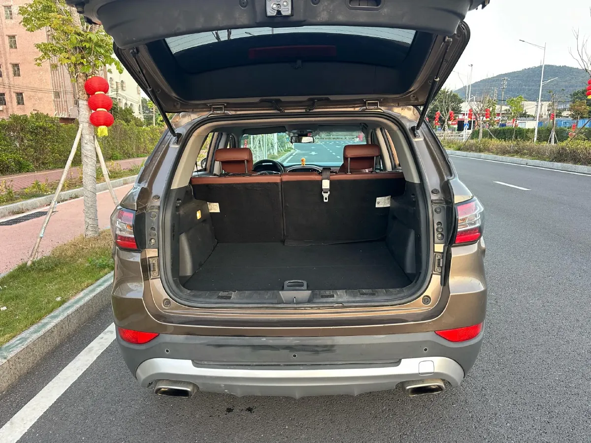 2018 Brilliance Auto V6 1.5T 150HP L4 7DCT,autocango,china used car exporter,china ev exporter,chinese used car exporter,chinese used ev exporter