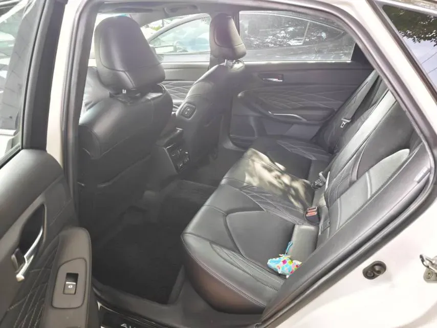 2019 Toyota Avalon 2.5L 209HP L4 8AT,autocango,china used car exporter,china ev exporter,chinese used car exporter,chinese used ev exporter