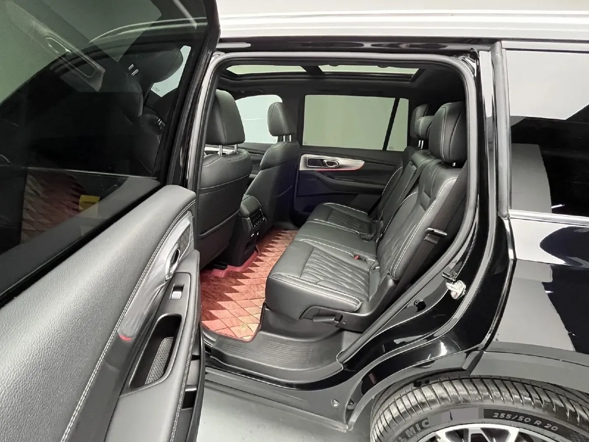 2022 GAC Trumpchi GS8 2.0T 252HP L4 8AT,autocango,china used car exporter,china ev exporter,chinese used car exporter,chinese used ev exporter