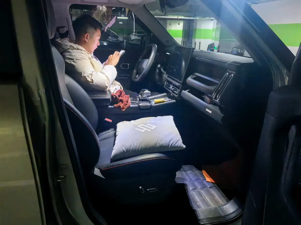 2025 MAXUS XinTu V70 2.0T 150HP L4 9AT,autocango,china used car exporter,china ev exporter,chinese used car exporter,chinese used ev exporter