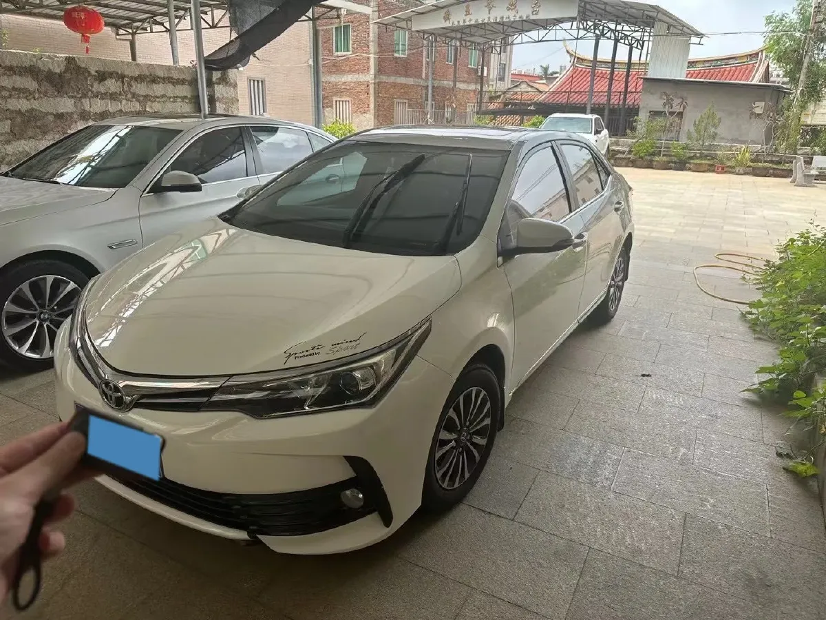 2017 Toyota Corolla 1.2T 116HP L4 CVT,autocango,china used car exporter,china ev exporter,chinese used car exporter,chinese used ev exporter