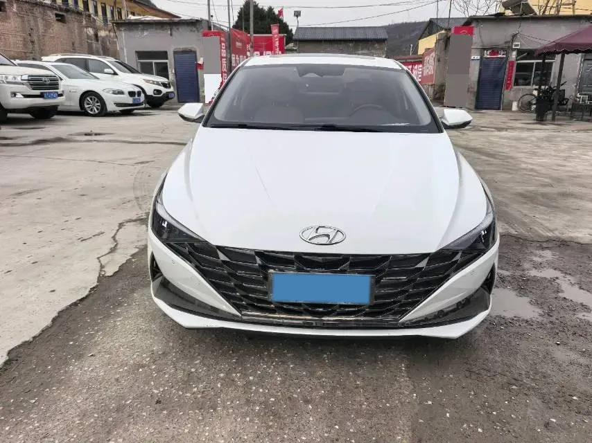2022 Hyundai Elantra 1.5L 115HP L4 CVT,autocango,china used car exporter,china ev exporter,chinese used car exporter,chinese used ev exporter