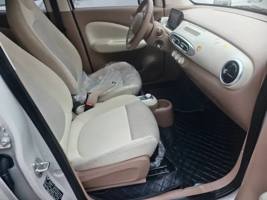 2025 WuLing HongGuang MINI EV BEV 16.2KWH,autocango,china used car exporter,china ev exporter,chinese used car exporter,chinese used ev exporter