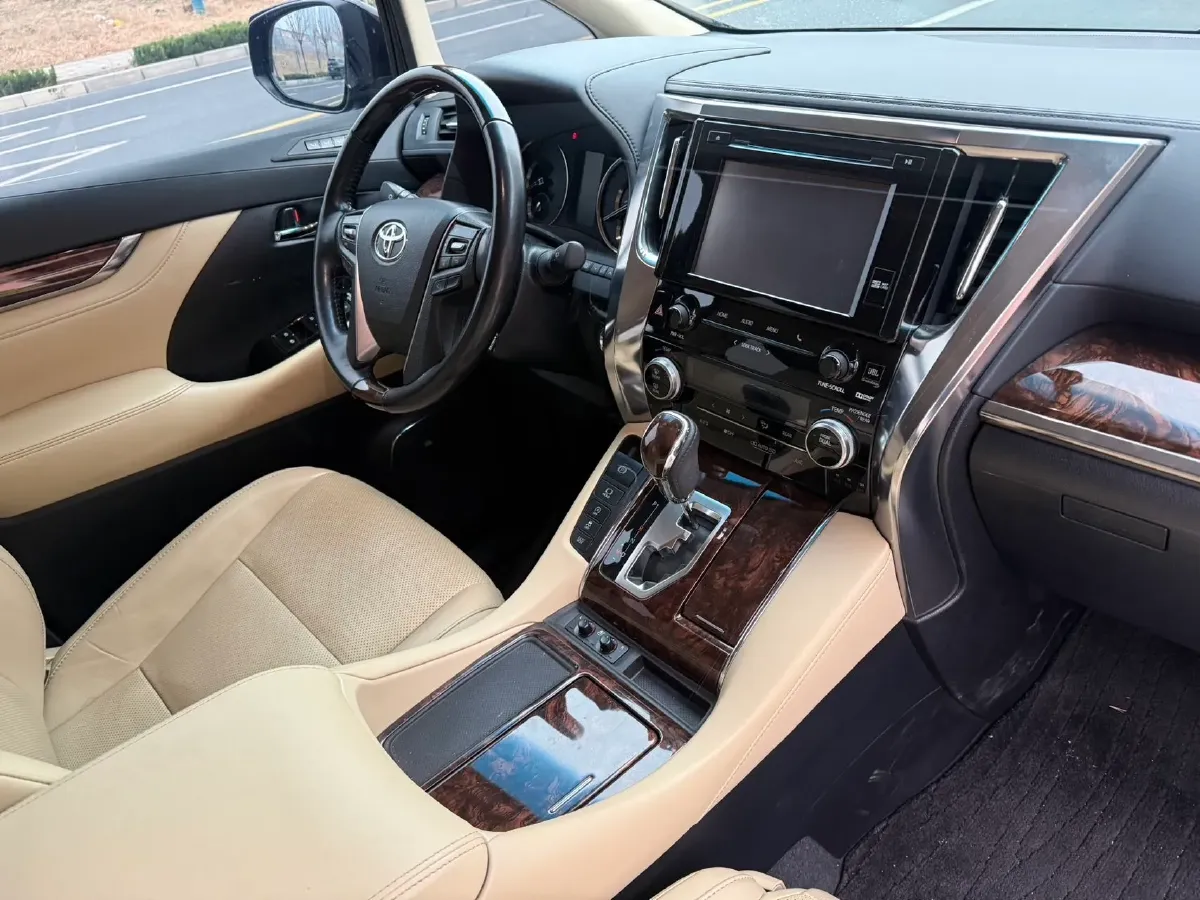 2018 Toyota Alphard 3.5L 301HP V6 8AT,autocango,china used car exporter,china ev exporter,chinese used car exporter,chinese used ev exporter