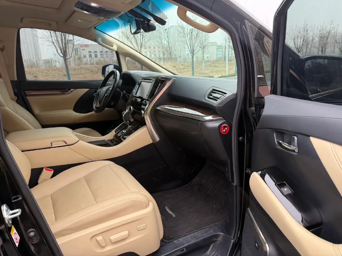 2018 Toyota Alphard 3.5L 301HP V6 8AT,autocango,china used car exporter,china ev exporter,chinese used car exporter,chinese used ev exporter