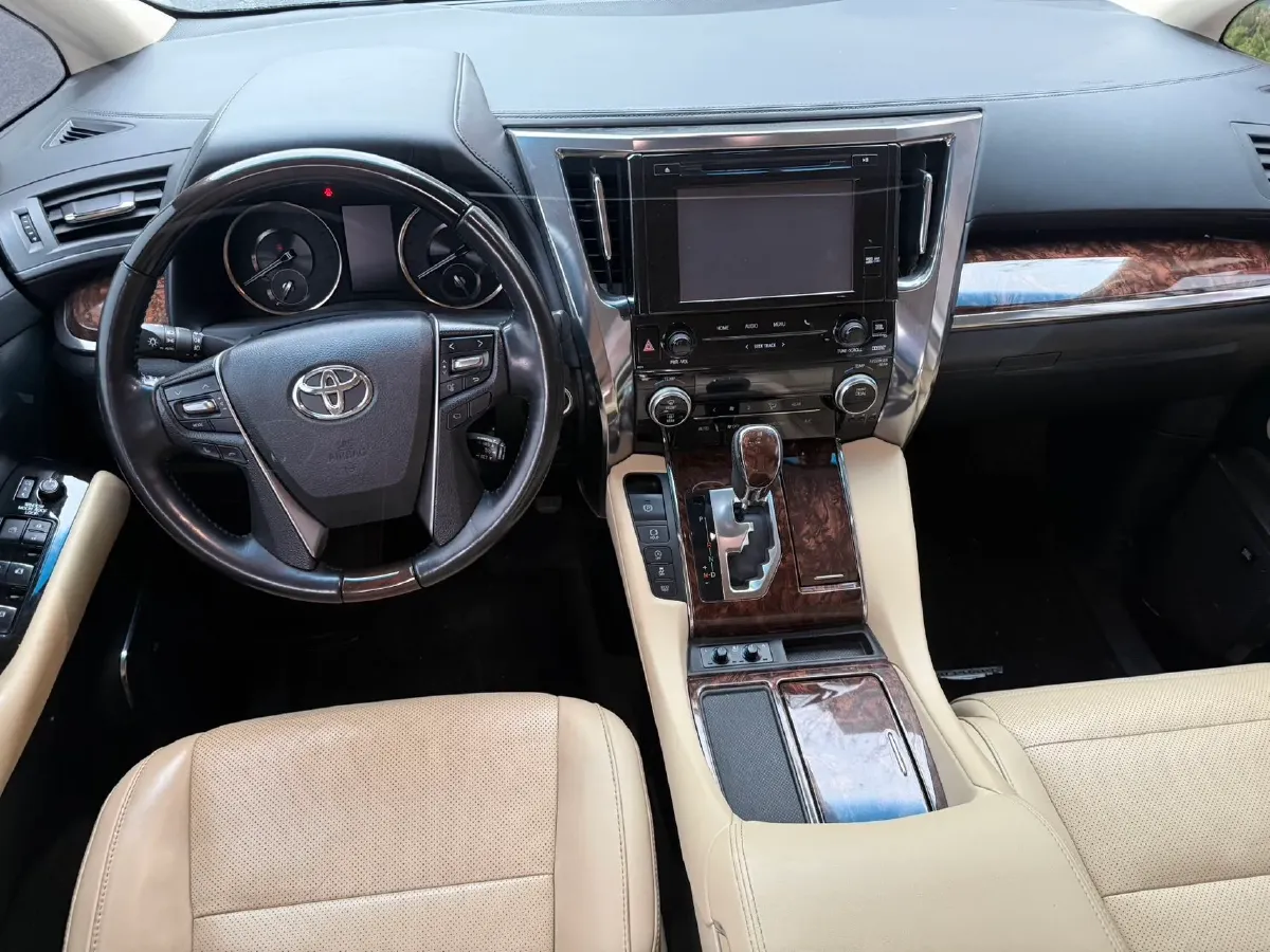 2018 Toyota Alphard 3.5L 301HP V6 8AT,autocango,china used car exporter,china ev exporter,chinese used car exporter,chinese used ev exporter