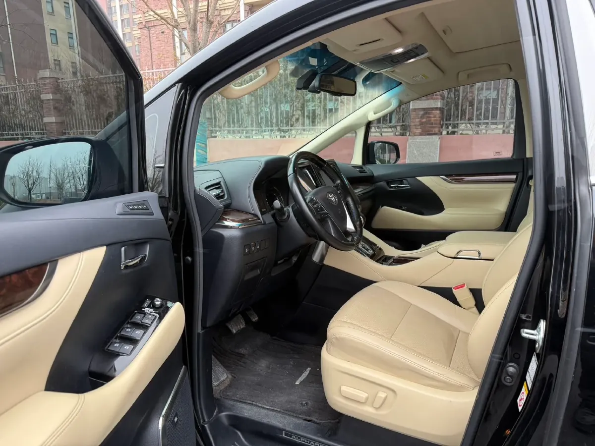 2018 Toyota Alphard 3.5L 301HP V6 8AT,autocango,china used car exporter,china ev exporter,chinese used car exporter,chinese used ev exporter