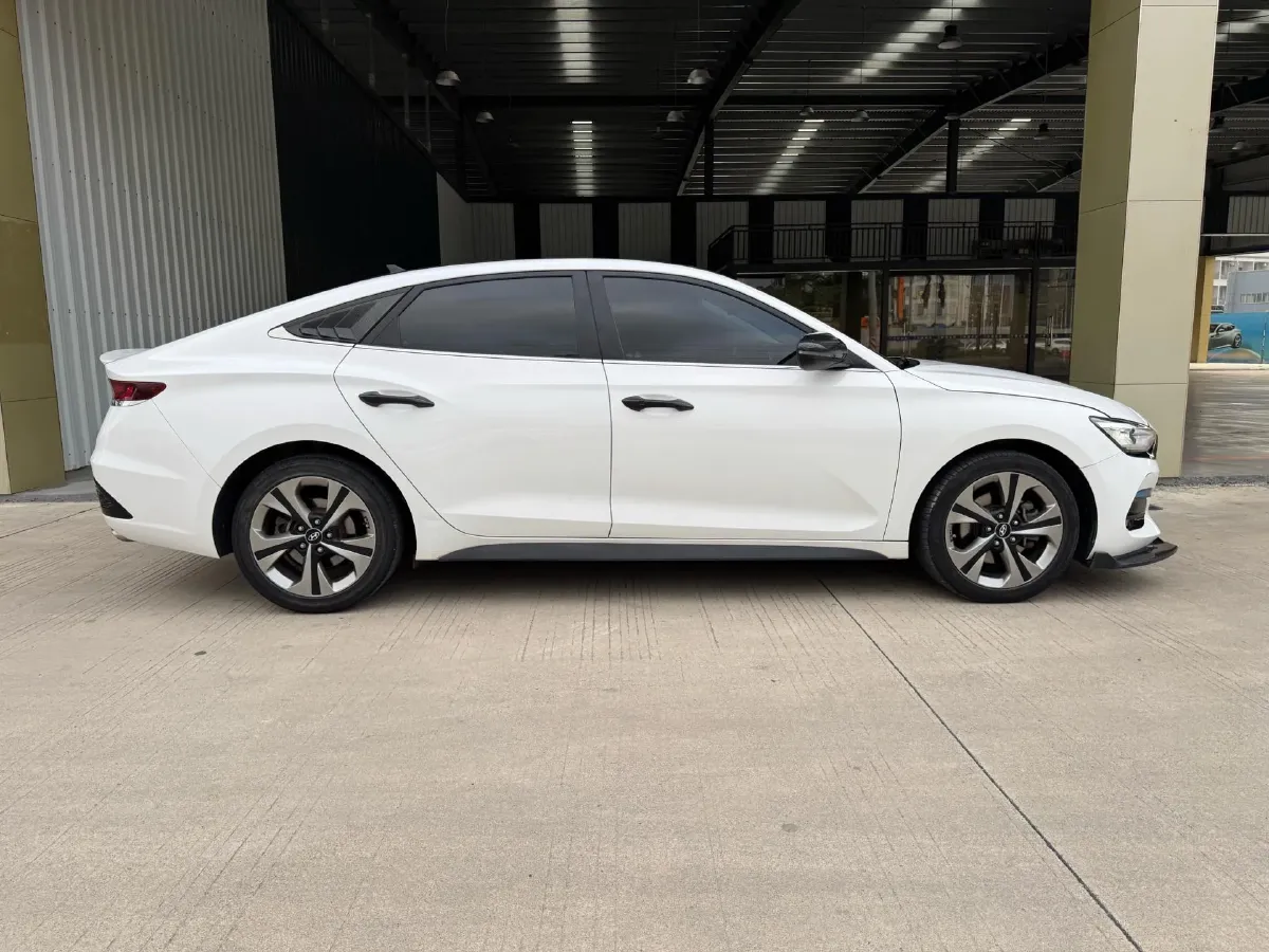 2019 Hyundai La Festa 1.6T 190HP L4 7DCT,autocango,china used car exporter,china ev exporter,chinese used car exporter,chinese used ev exporter