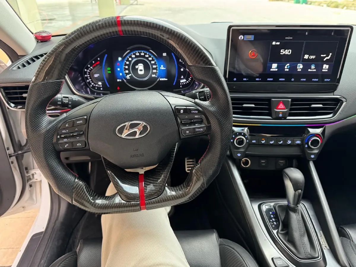 2019 Hyundai La Festa 1.6T 190HP L4 7DCT,autocango,china used car exporter,china ev exporter,chinese used car exporter,chinese used ev exporter
