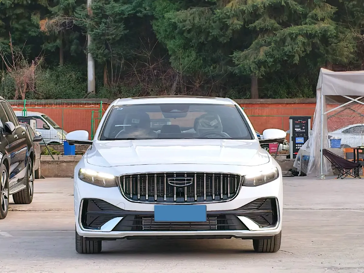 2026 Geely Preface 1.5T 181HP L4 7DCT,autocango,china used car exporter,china ev exporter,chinese used car exporter,chinese used ev exporter