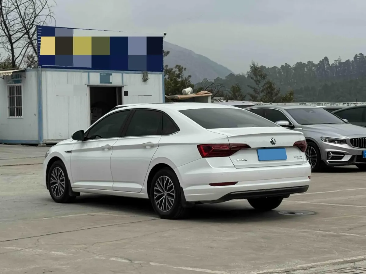 2019 Volkswagen Sagitar 1.2T 116HP L4 5MT,autocango,china used car exporter,china ev exporter,chinese used car exporter,chinese used ev exporter