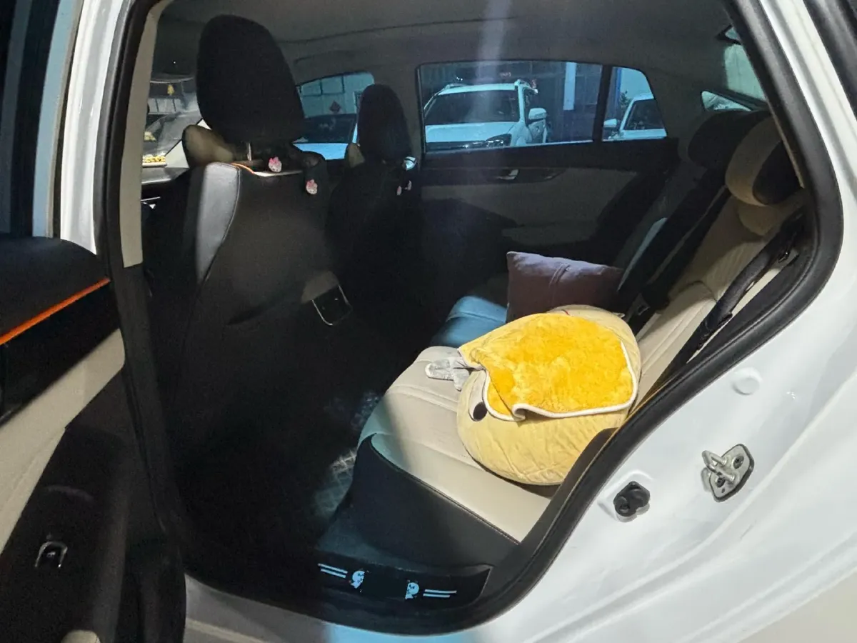 2021 DongFeng Aeolus YiXuan MAX 1.5T 190HP L4 7DCT,autocango,china used car exporter,china ev exporter,chinese used car exporter,chinese used ev exporter