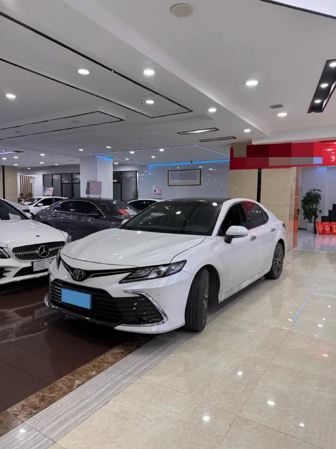 2021 Toyota Camry 2.5L 209HP L4 8AT,autocango,china used car exporter,china ev exporter,chinese used car exporter,chinese used ev exporter