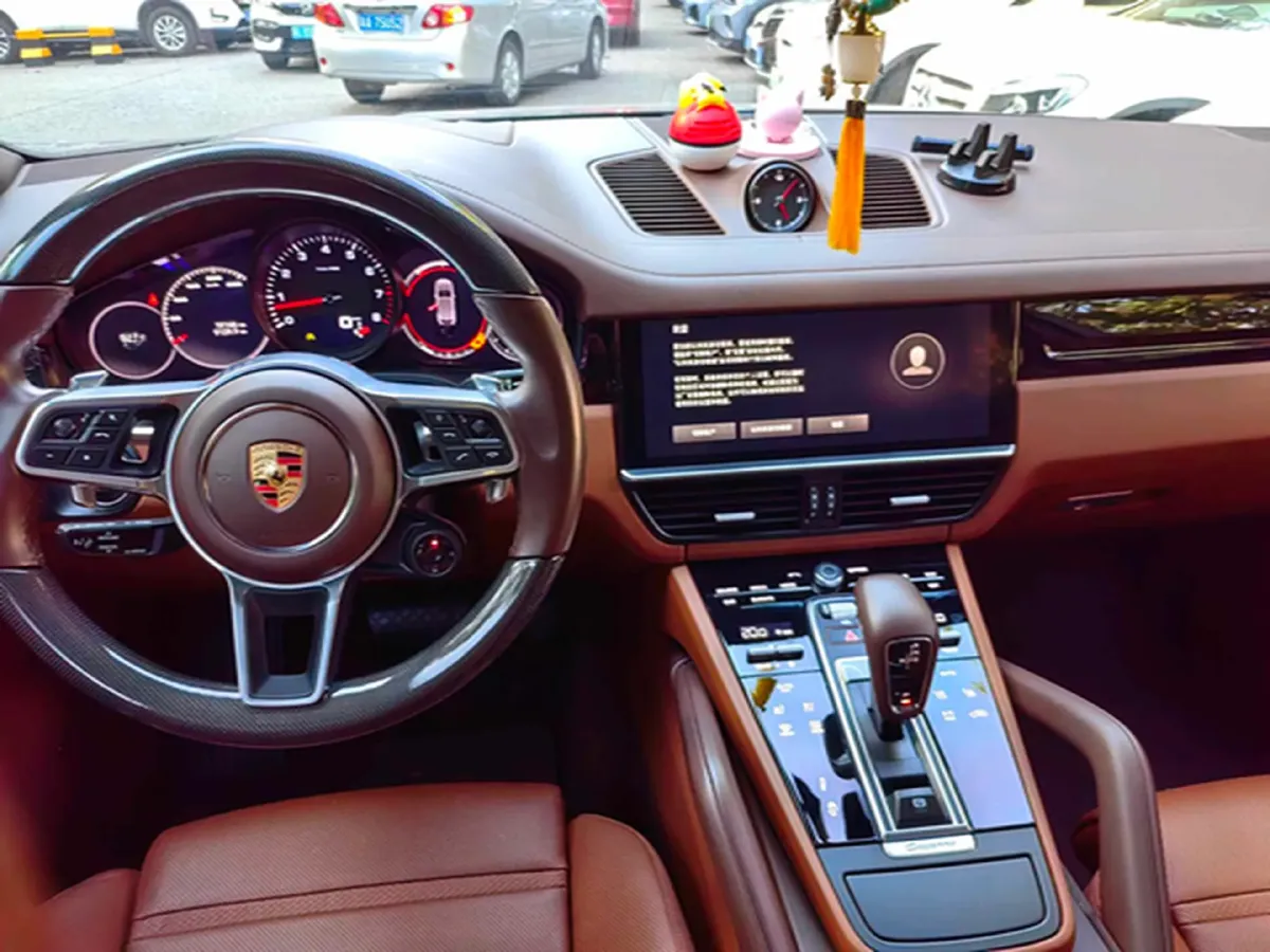 2023 Porsche Cayenne 3.0T 340HP V6 8AT,autocango,china used car exporter,china ev exporter,chinese used car exporter,chinese used ev exporter