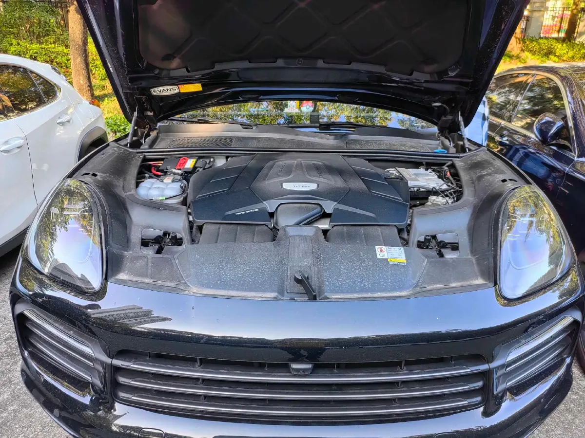 2023 Porsche Cayenne 3.0T 340HP V6 8AT,autocango,china used car exporter,china ev exporter,chinese used car exporter,chinese used ev exporter