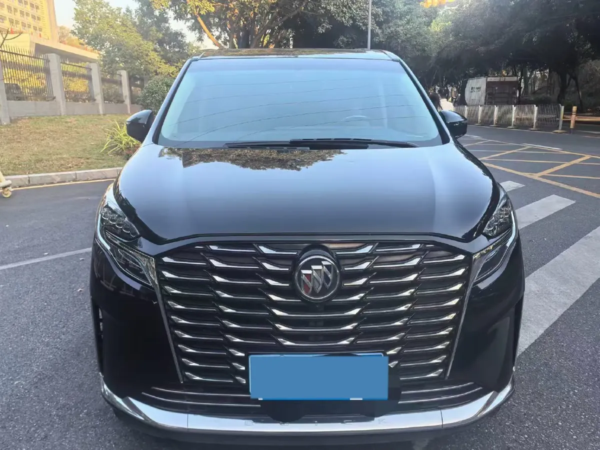 2022 Buick GL8 2.0T 237HP L4 9AT,autocango,china used car exporter,china ev exporter,chinese used car exporter,chinese used ev exporter
