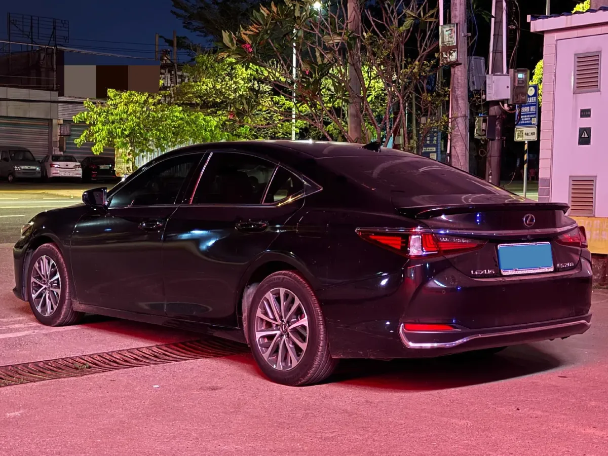 2023 Lexus ES 2.0L 173HP L4 CVT,autocango,china used car exporter,china ev exporter,chinese used car exporter,chinese used ev exporter