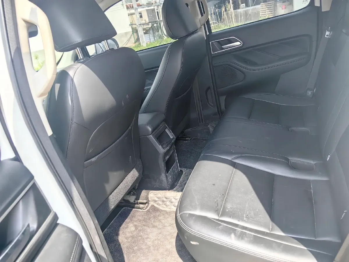 2023 Great Wall Poer 2.0T 166HP L4 8AT,autocango,china used car exporter,china ev exporter,chinese used car exporter,chinese used ev exporter