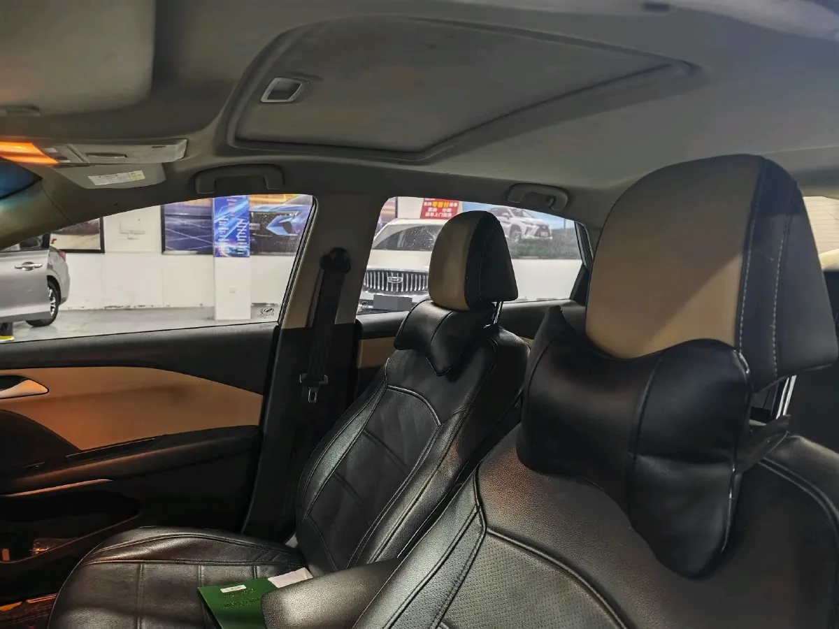 2022 Chevrolet Monza 1.5L 113HP L4 6AT,autocango,china used car exporter,china ev exporter,chinese used car exporter,chinese used ev exporter