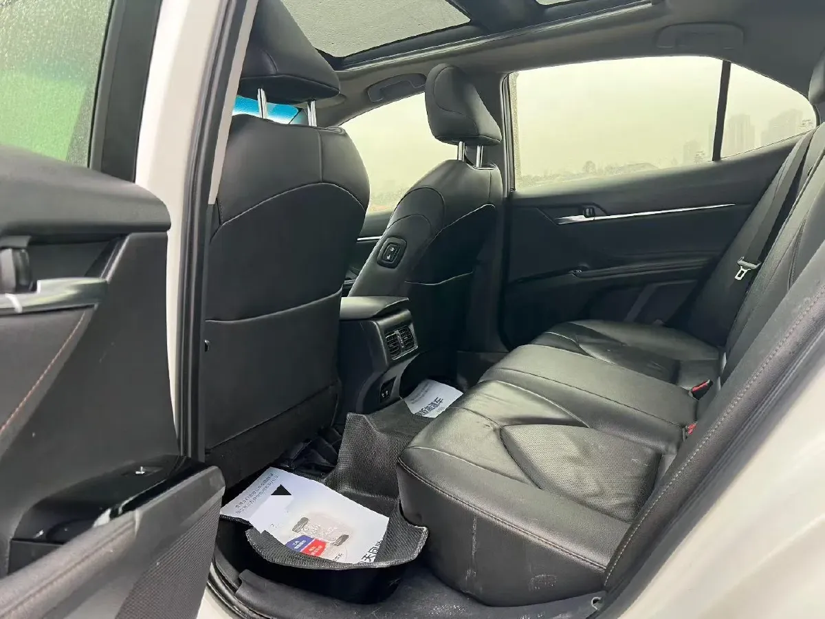 2019 Toyota Camry 2.5L 209HP L4 8AT,autocango,china used car exporter,china ev exporter,chinese used car exporter,chinese used ev exporter