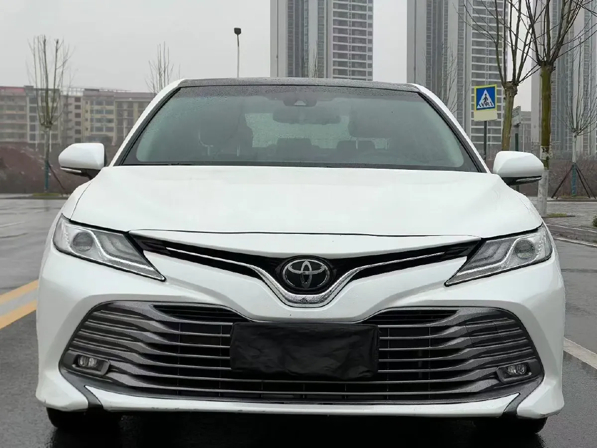 2019 Toyota Camry 2.5L 209HP L4 8AT,autocango,china used car exporter,china ev exporter,chinese used car exporter,chinese used ev exporter