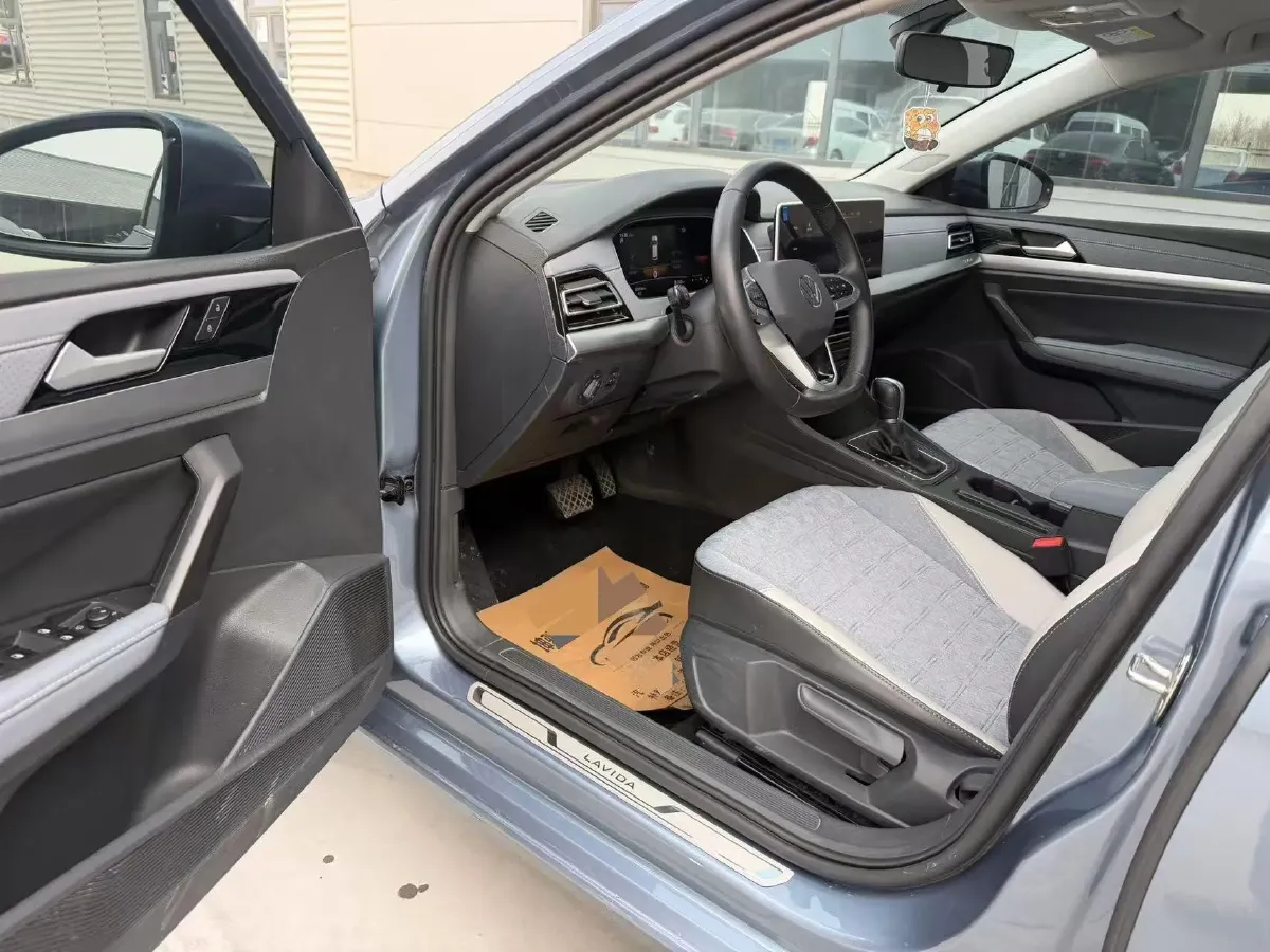 2023 Volkswagen Lavida 1.4T 150HP L4 7DCT,autocango,china used car exporter,china ev exporter,chinese used car exporter,chinese used ev exporter