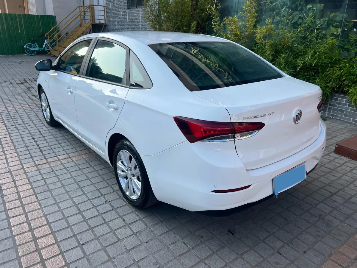 2021 Buick Excelle 1.5L 113HP L4 6AT,autocango,china used car exporter,china ev exporter,chinese used car exporter,chinese used ev exporter