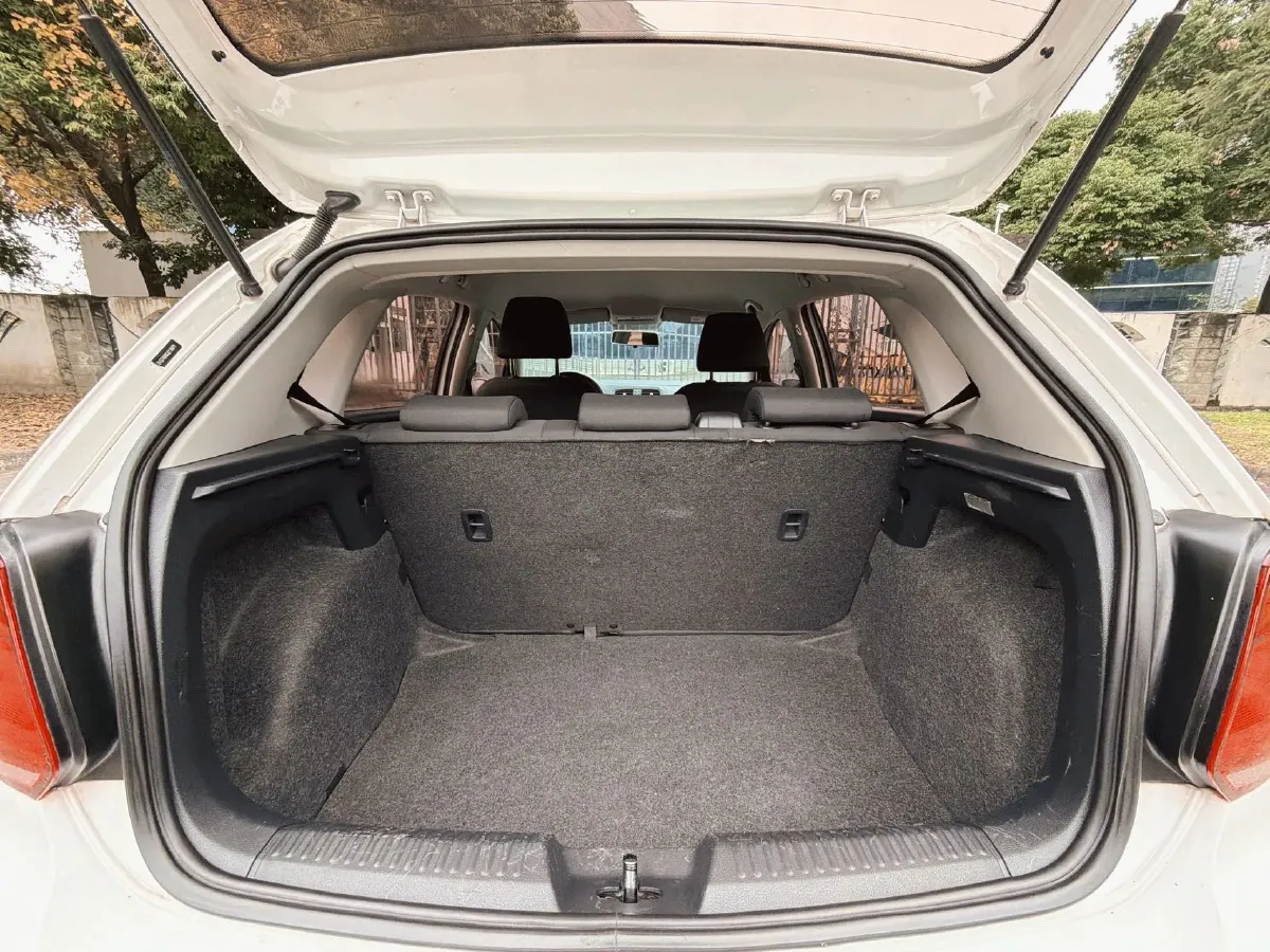 2018 ChangAn Eado 1.6L 128HP L4 6AT,autocango,china used car exporter,china ev exporter,chinese used car exporter,chinese used ev exporter