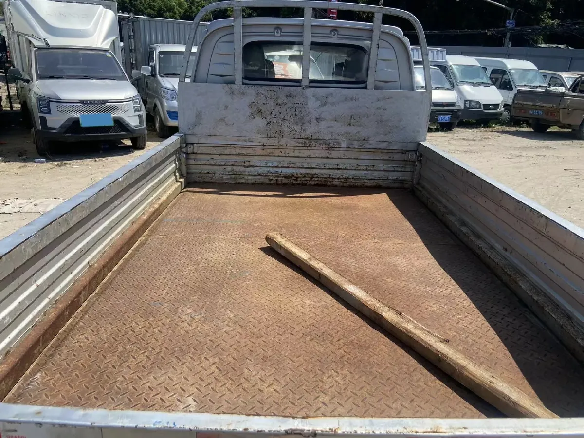 2023 WuLing RongGuang New Truck 1.5L 102HP L4 5MT,autocango,china used car exporter,china ev exporter,chinese used car exporter,chinese used ev exporter