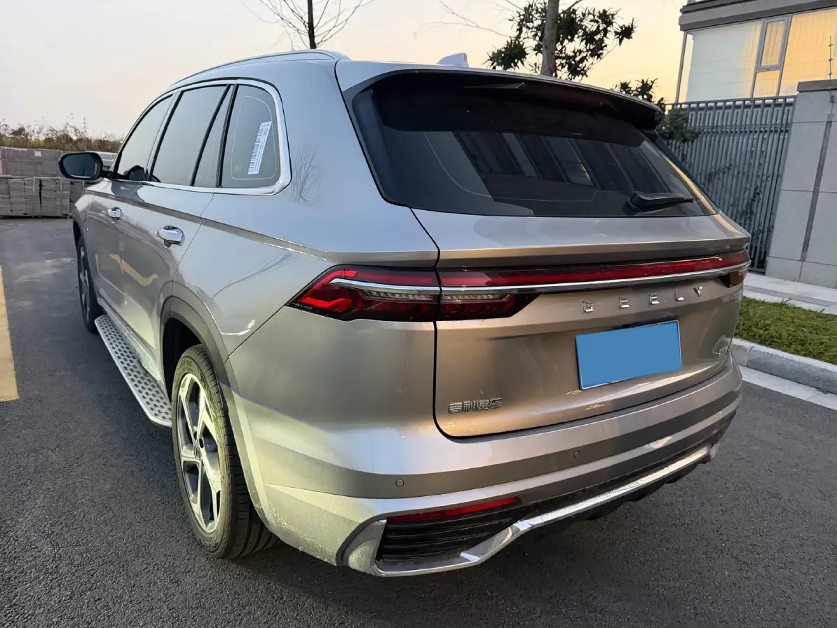 2024 Geely Monjaro 2.0T 218HP L4 7DCT,autocango,china used car exporter,china ev exporter,chinese used car exporter,chinese used ev exporter
