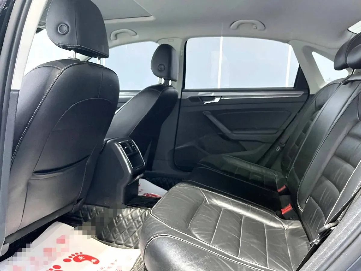 2015 Volkswagen Passat 1.8T 160HP L4 6AT,autocango,china used car exporter,china ev exporter,chinese used car exporter,chinese used ev exporter