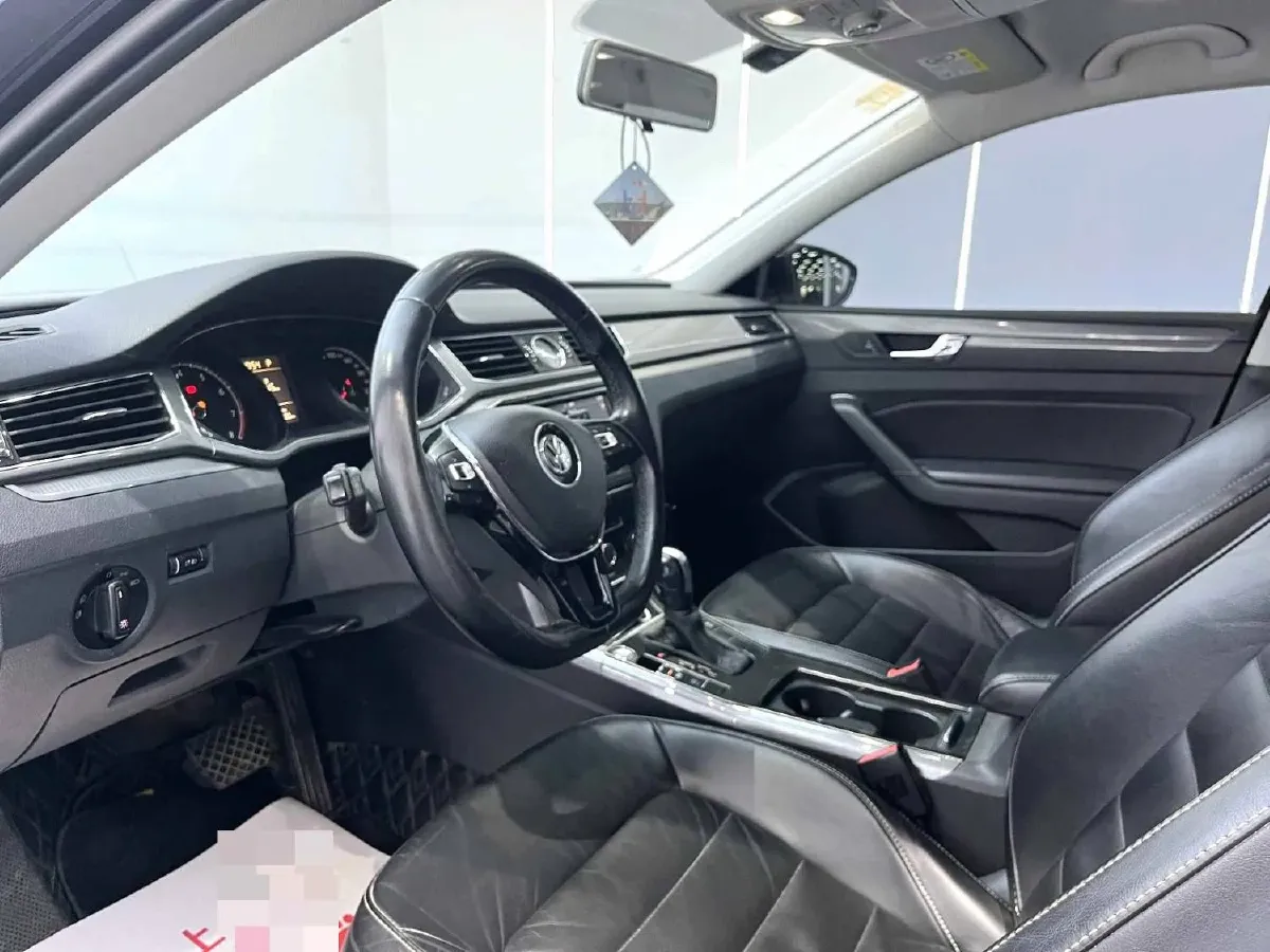 2015 Volkswagen Passat 1.8T 160HP L4 6AT,autocango,china used car exporter,china ev exporter,chinese used car exporter,chinese used ev exporter