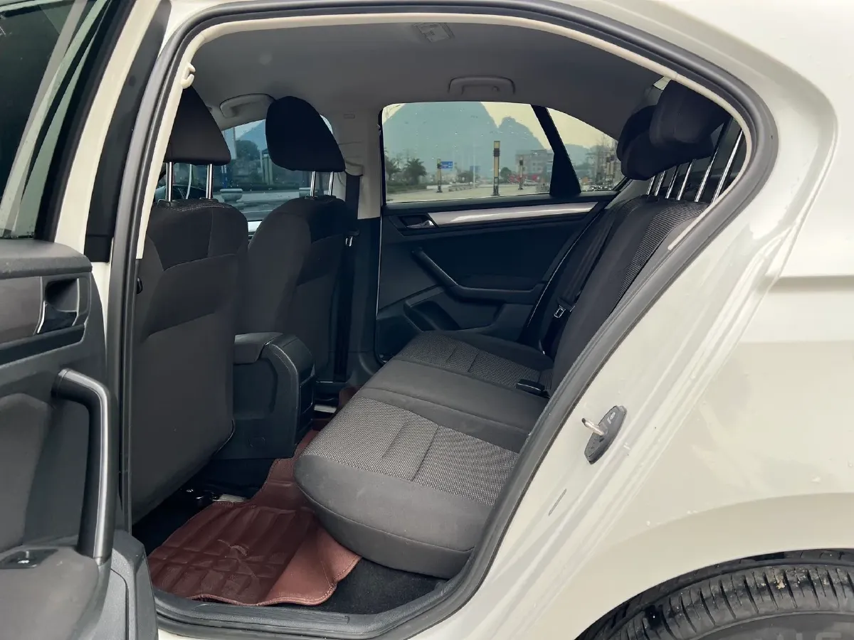 2018 Volkswagen Bora 1.5L 110HP L4 5MT,autocango,china used car exporter,china ev exporter,chinese used car exporter,chinese used ev exporter