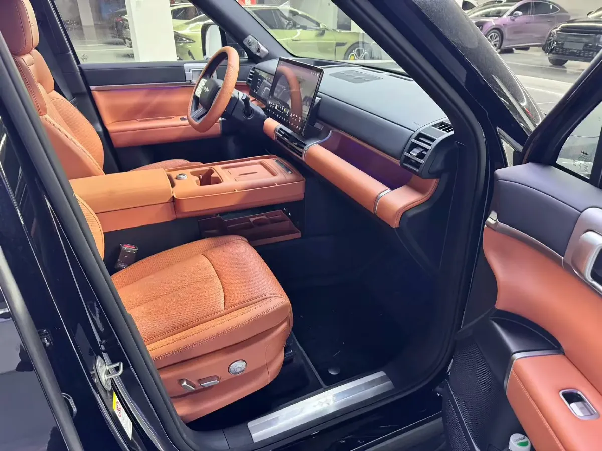 2025 FangChengBao Tai 7 1.5T 156HP L4 E-CVT PHEV,autocango,china used car exporter,china ev exporter,chinese used car exporter,chinese used ev exporter