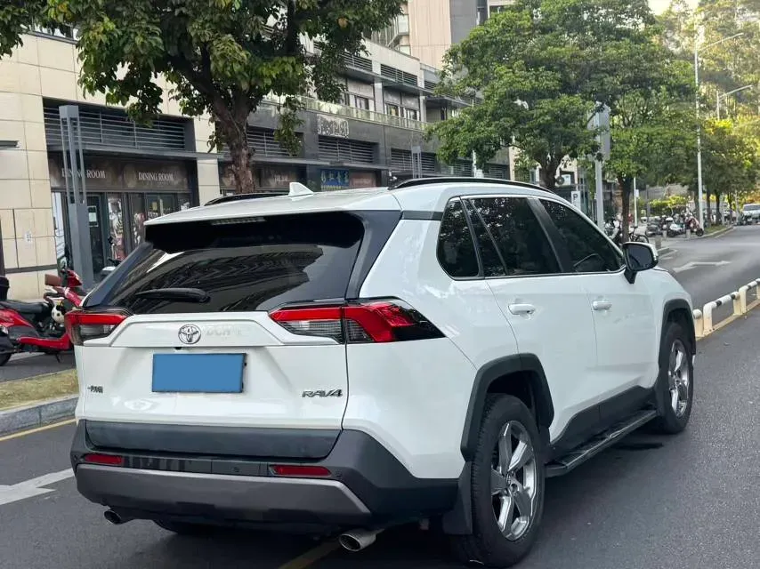 2020 Toyota RAV4 2.0L 171HP L4 CVT,autocango,china used car exporter,china ev exporter,chinese used car exporter,chinese used ev exporter