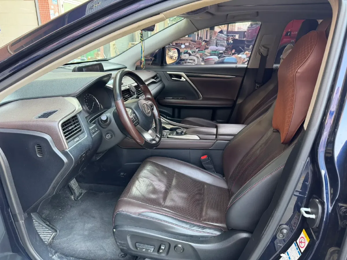 2016 Mercedes-Benz A AMG 2.0T 381HP L4 7DCT,autocango,china used car exporter,china ev exporter,chinese used car exporter,chinese used ev exporter