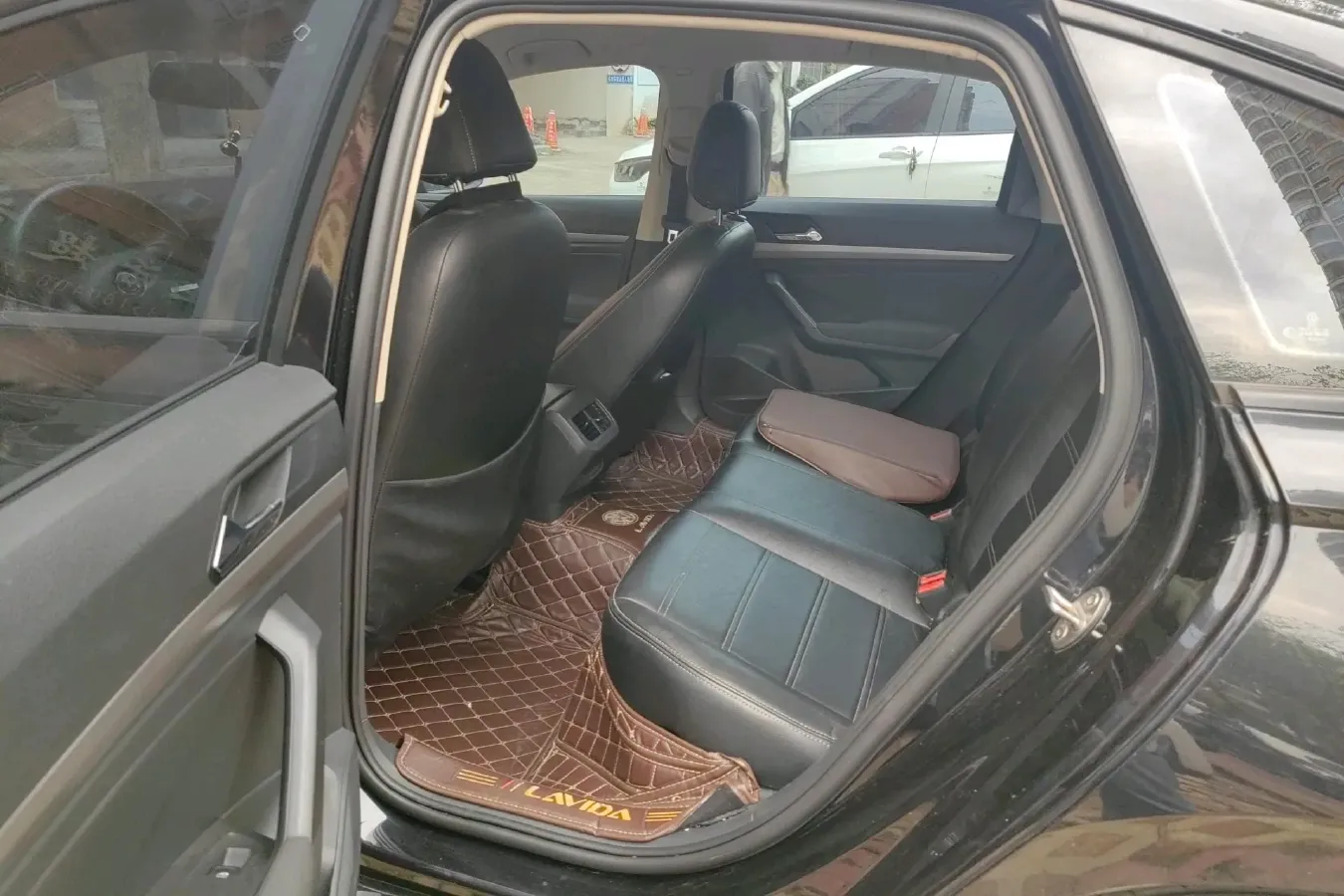 2019 Volkswagen Lavida 1.5L 113HP L4 6AT,autocango,china used car exporter,china ev exporter,chinese used car exporter,chinese used ev exporter