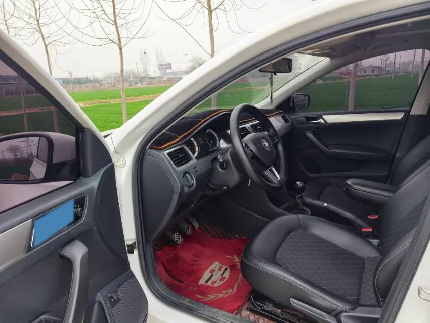 2019 SWM G01 1.5T 156HP L4 6MT,autocango,china used car exporter,china ev exporter,chinese used car exporter,chinese used ev exporter