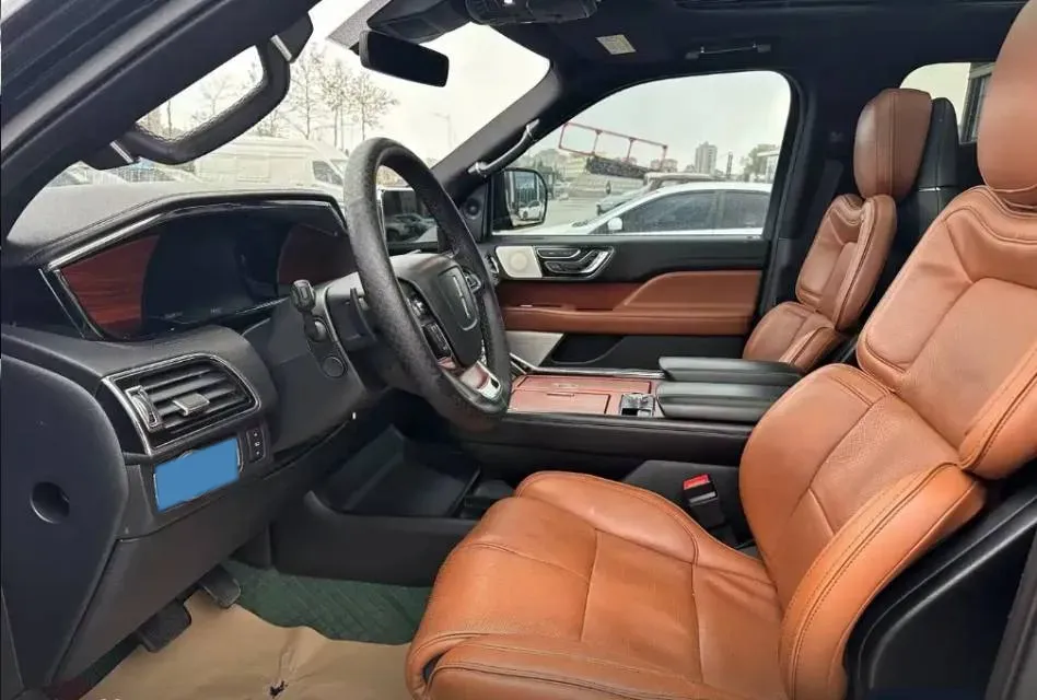 2018 Lincoln Navigator 3.5T 415HP V6 10AT,autocango,china used car exporter,china ev exporter,chinese used car exporter,chinese used ev exporter