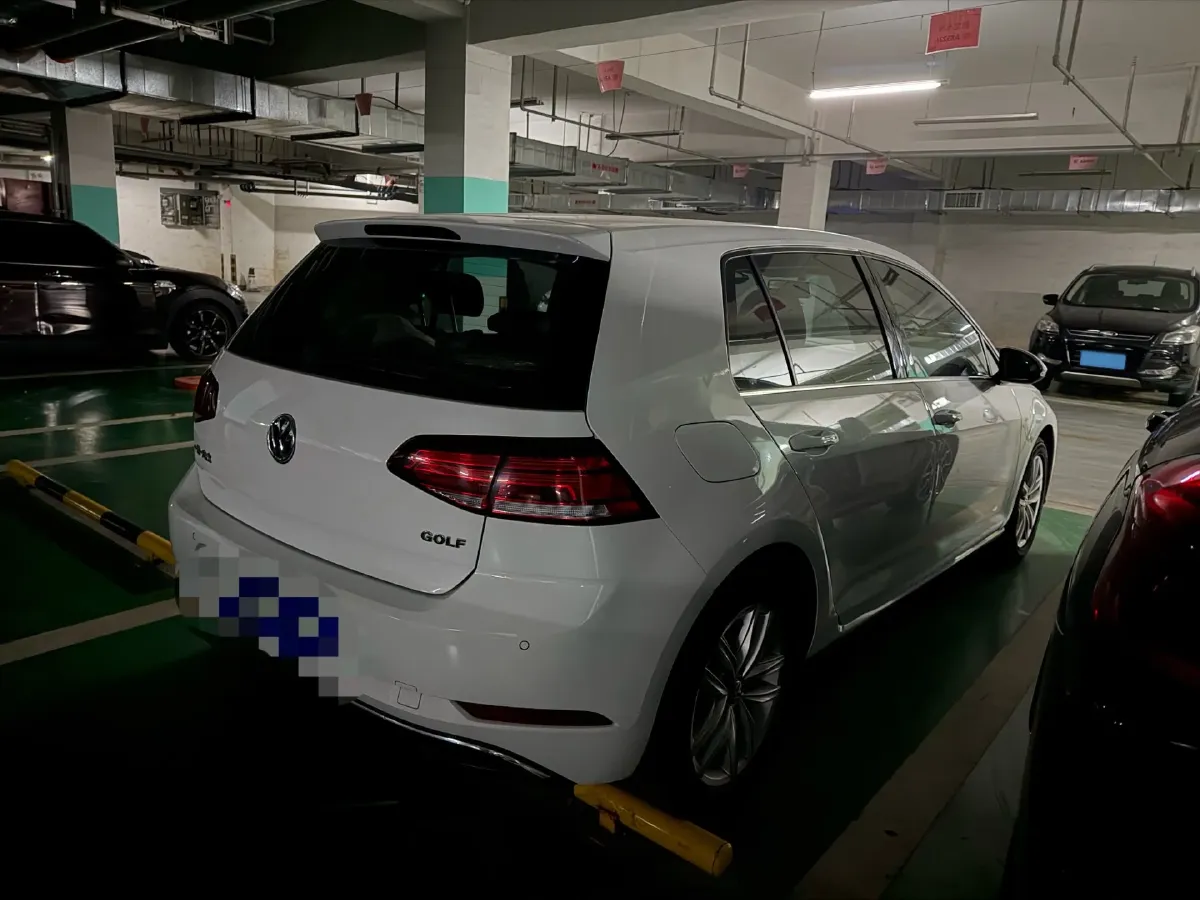 2018 Volkswagen Golf 1.6L 110HP L4 6AT,autocango,china used car exporter,china ev exporter,chinese used car exporter,chinese used ev exporter