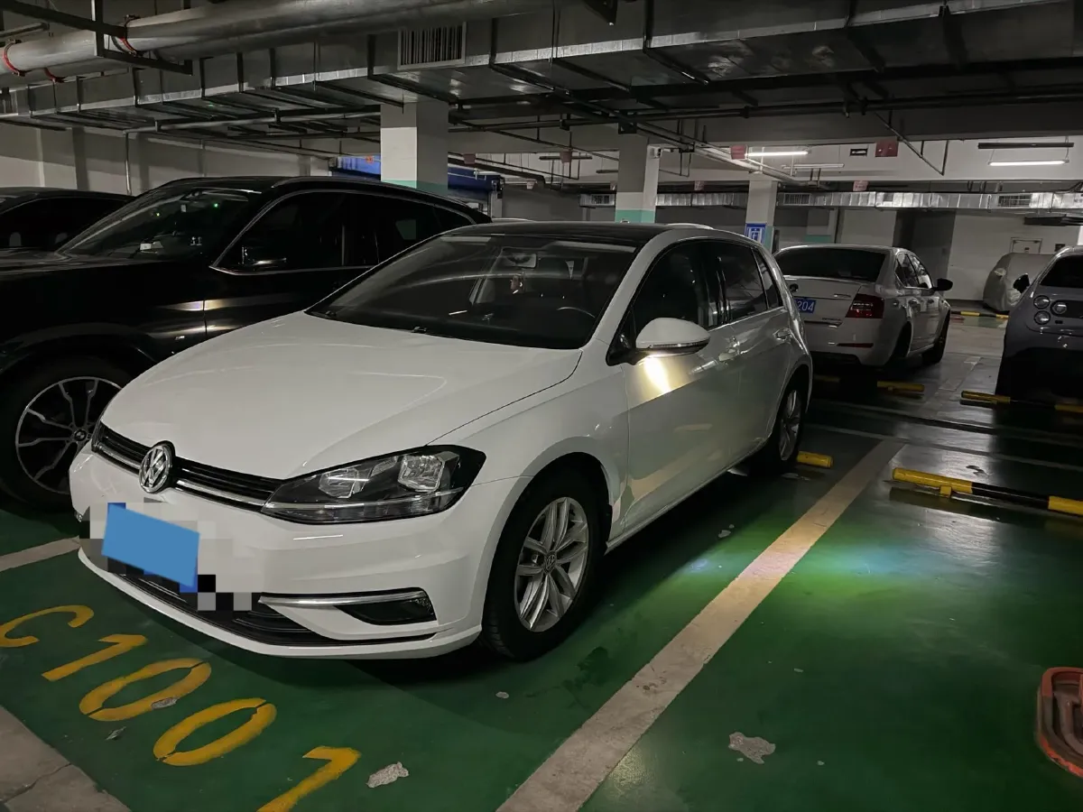 2018 Volkswagen Golf 1.6L 110HP L4 6AT,autocango,china used car exporter,china ev exporter,chinese used car exporter,chinese used ev exporter