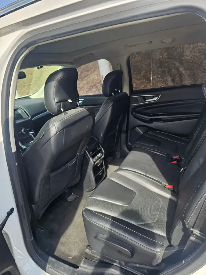 2018 Ford Edge 2.0T 245HP L4 6AT,autocango,china used car exporter,china ev exporter,chinese used car exporter,chinese used ev exporter