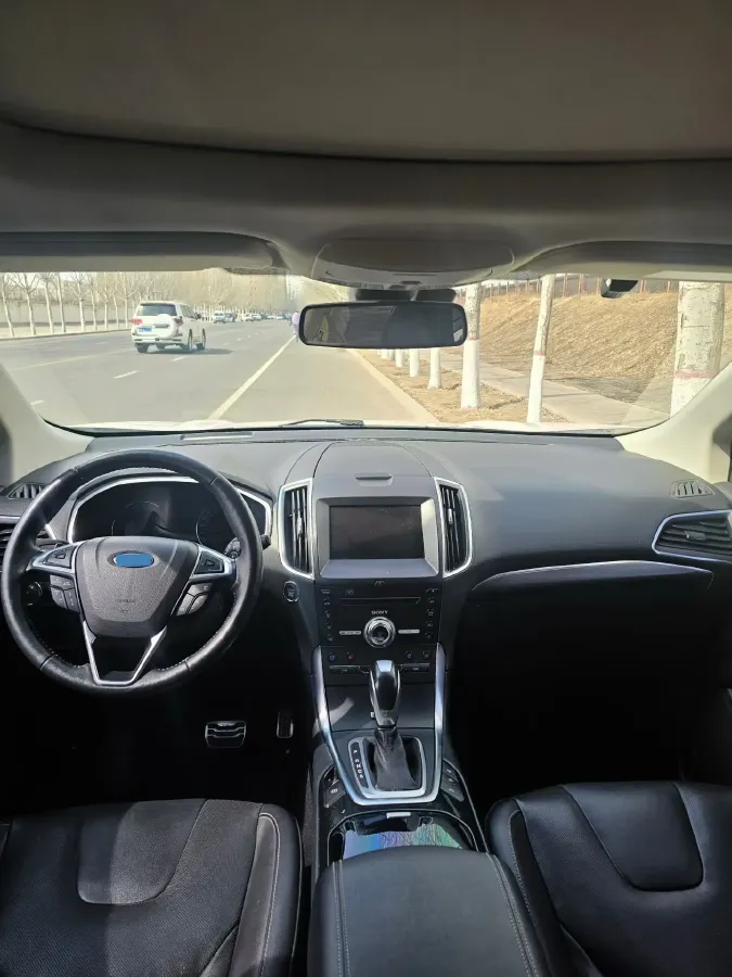 2018 Ford Edge 2.0T 245HP L4 6AT,autocango,china used car exporter,china ev exporter,chinese used car exporter,chinese used ev exporter