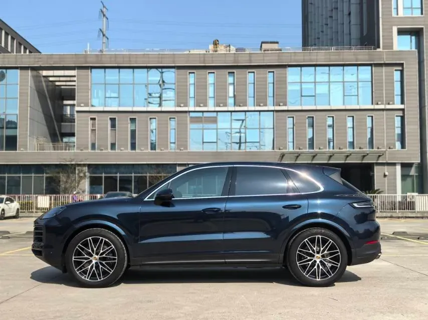 2024 Porsche Cayenne 3.0T 354HP V6 8AT,autocango,china used car exporter,china ev exporter,chinese used car exporter,chinese used ev exporter