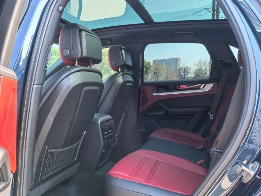 2024 Porsche Cayenne 3.0T 354HP V6 8AT,autocango,china used car exporter,china ev exporter,chinese used car exporter,chinese used ev exporter