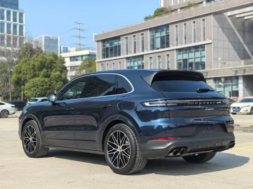 2024 Porsche Cayenne 3.0T 354HP V6 8AT,autocango,china used car exporter,china ev exporter,chinese used car exporter,chinese used ev exporter