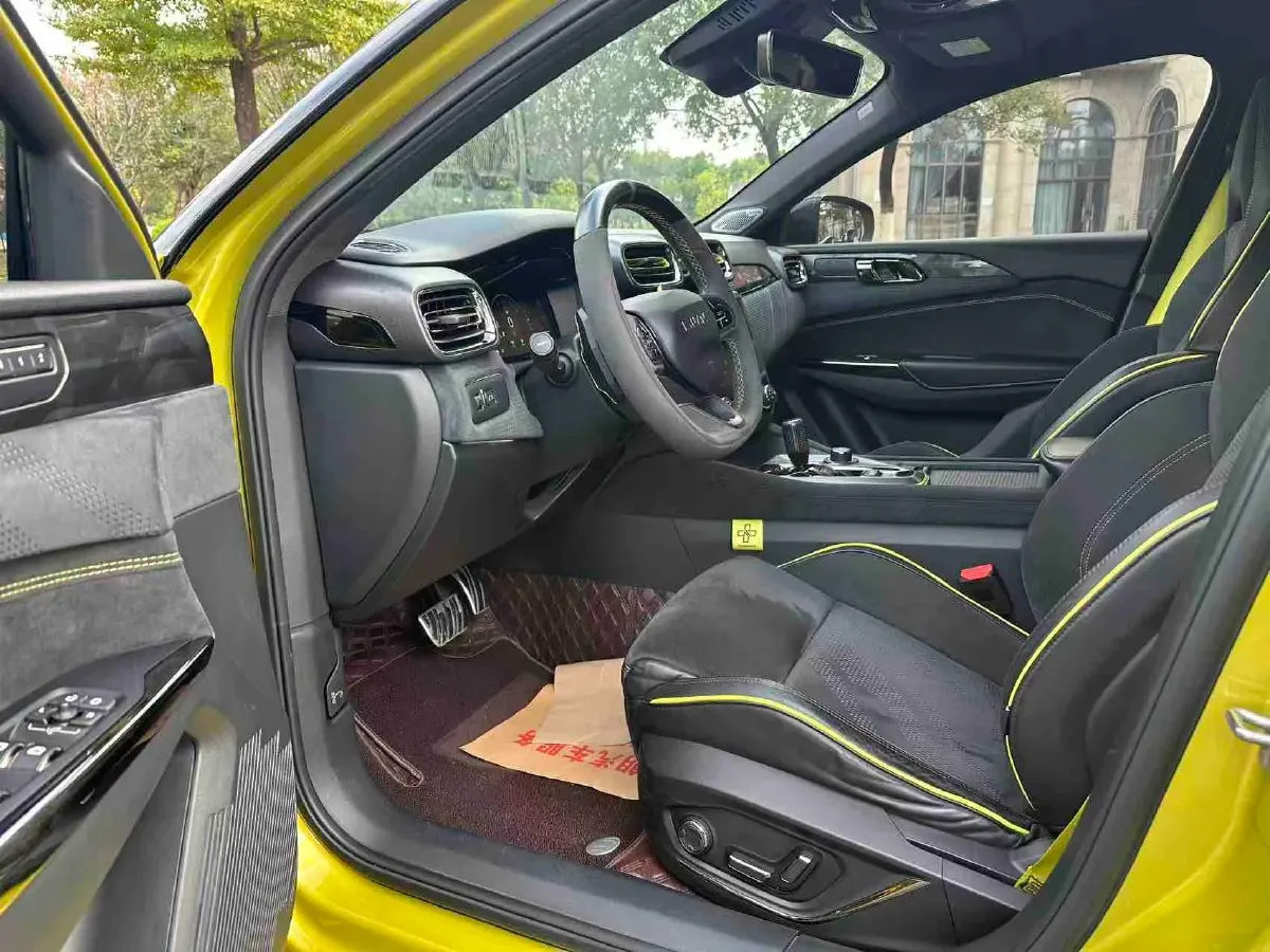 2019 LYNK&CO 03 2.0T 254HP L4 8AT,autocango,china used car exporter,china ev exporter,chinese used car exporter,chinese used ev exporter