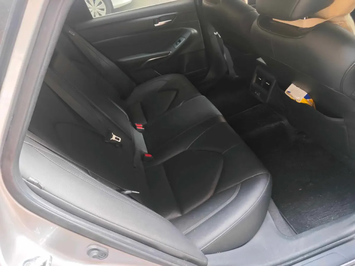 2022 Toyota Avalon 2.0L 178HP L4 CVT,autocango,china used car exporter,china ev exporter,chinese used car exporter,chinese used ev exporter